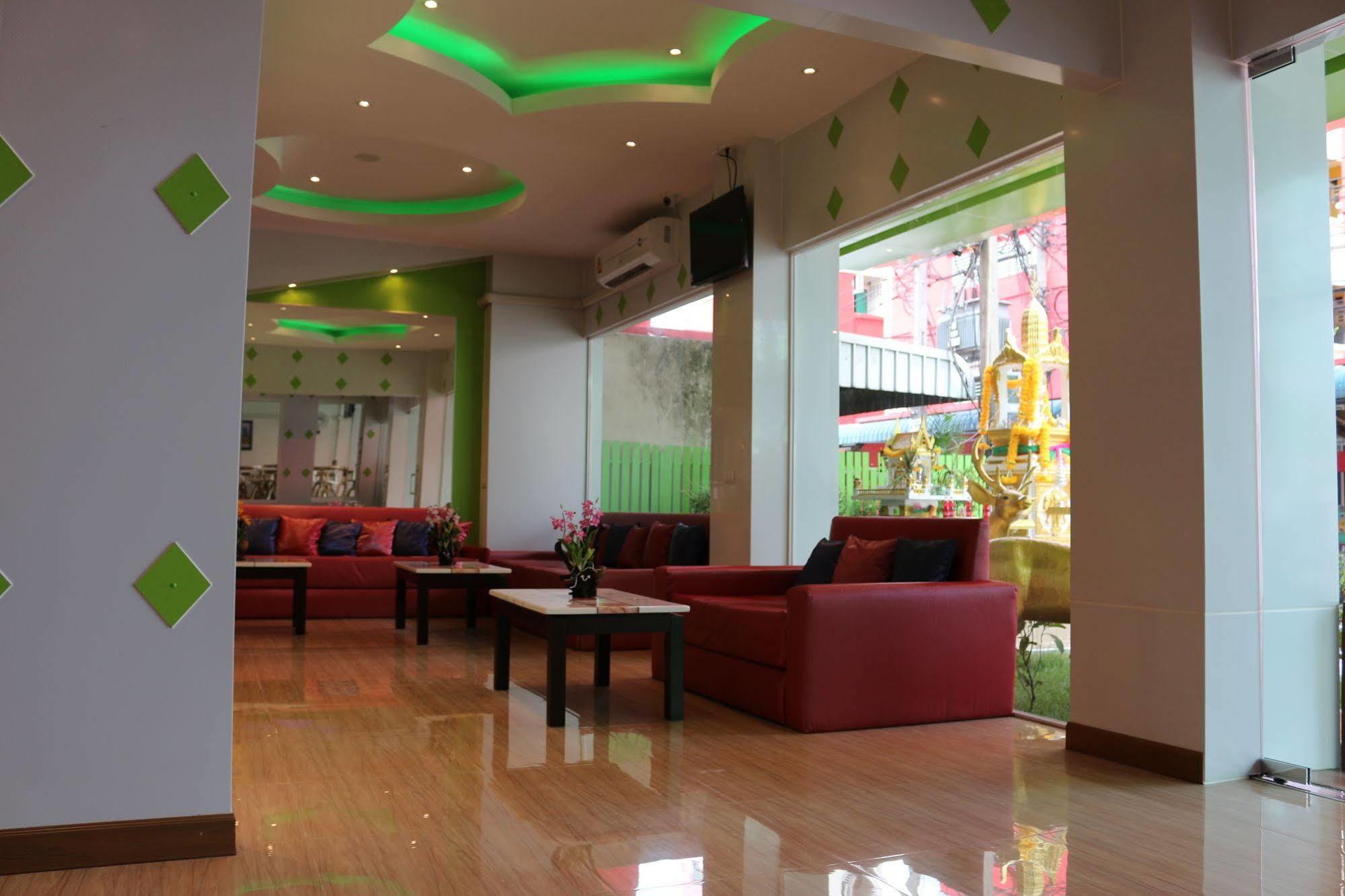 Lucky Green View Банкок Екстериор снимка